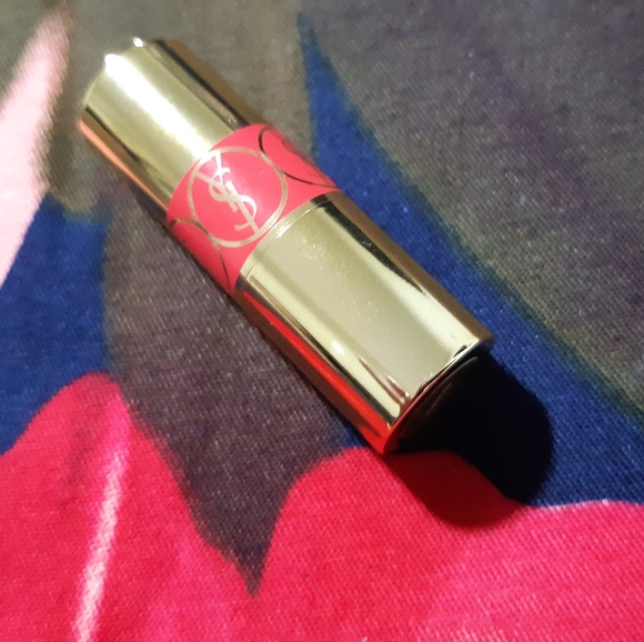 YVES SAINT LAURENT  LIPSTICK - Picture 3 of 7